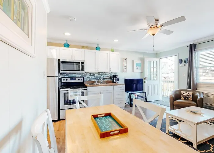Apartment Harbor Breeze 58 *